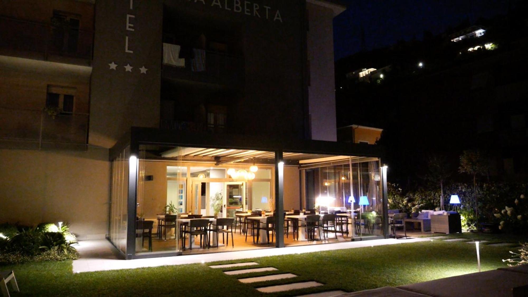 Hotel Villa Alberta Nago Esterno foto